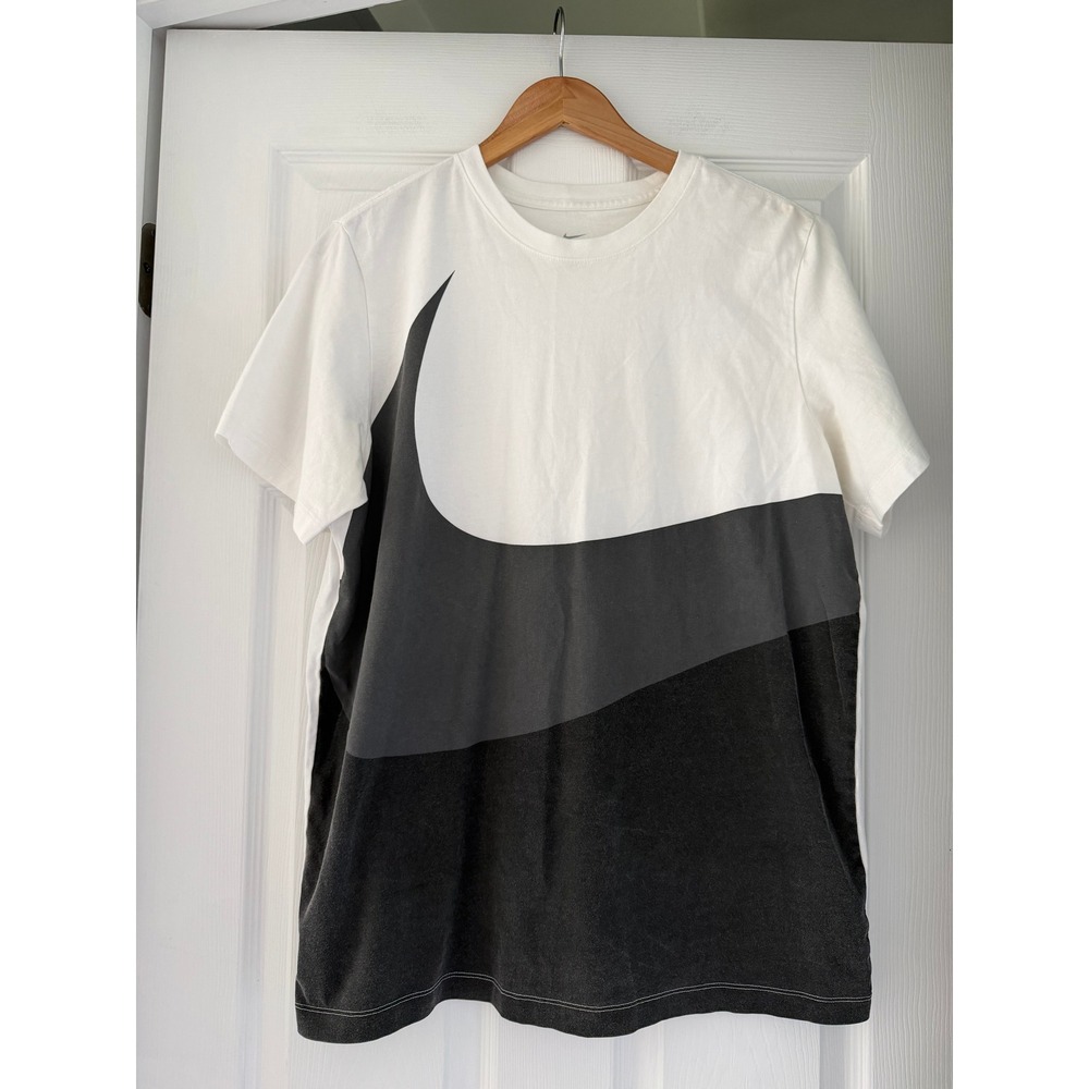 Nike Mens Large Swoosh T-Shirt Activewear Y2K Athleisure
